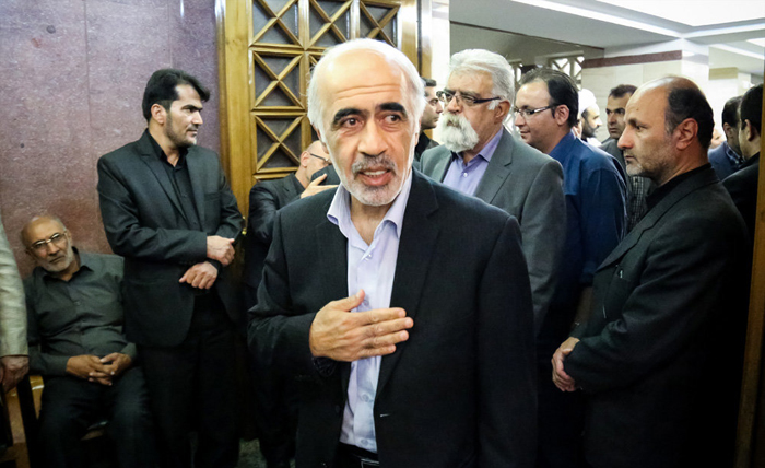 (تصاویر) مجلس ختم صادق آیینهوند (تصاویر) مجلس ختم صادق آیینهوند