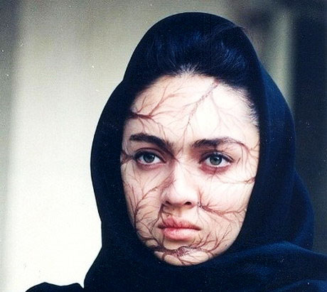 (تصویر) گریم هنرمندانه نیکی کریمی؛ 23 سال قبل (تصویر) گریم هنرمندانه نیکی کریمی؛ 23 سال قبل