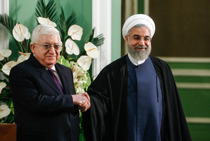 (تصاویر) استقبال روحانی از معصوم در سعدآباد (تصاویر) استقبال روحانی از معصوم در سعدآباد