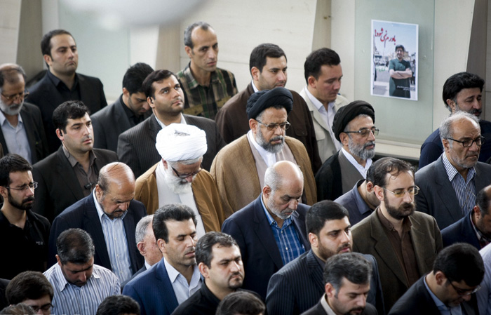 (تصاویر) تشییع مرحوم امیر معتمدی (تصاویر) تشییع مرحوم امیر معتمدی