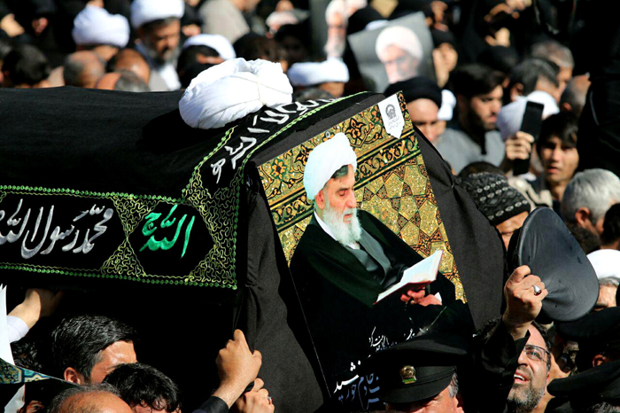 (تصاویر) مراسم تشییع آیت الله واعظ طبسی (تصاویر) مراسم تشییع آیت الله واعظ طبسی