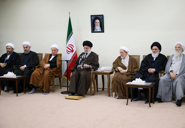 (تصاویر) دیدار اعضای مجلس خبرگان با رهبر انقلاب (تصاویر) دیدار اعضای مجلس خبرگان با رهبر انقلاب