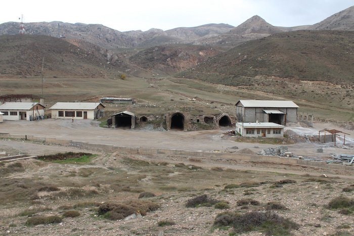 (تصاویر) کاروانسرای 400 ساله که تبدیل به گاراژ شد! (تصاویر) کاروانسرای 400 ساله که تبدیل به گاراژ شد!