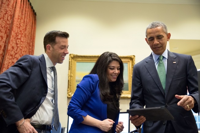 (تصاویر) این چهار زن ایرانی در کاخسفید چه میکنند (تصاویر) این چهار زن ایرانی در کاخسفید چه میکنند