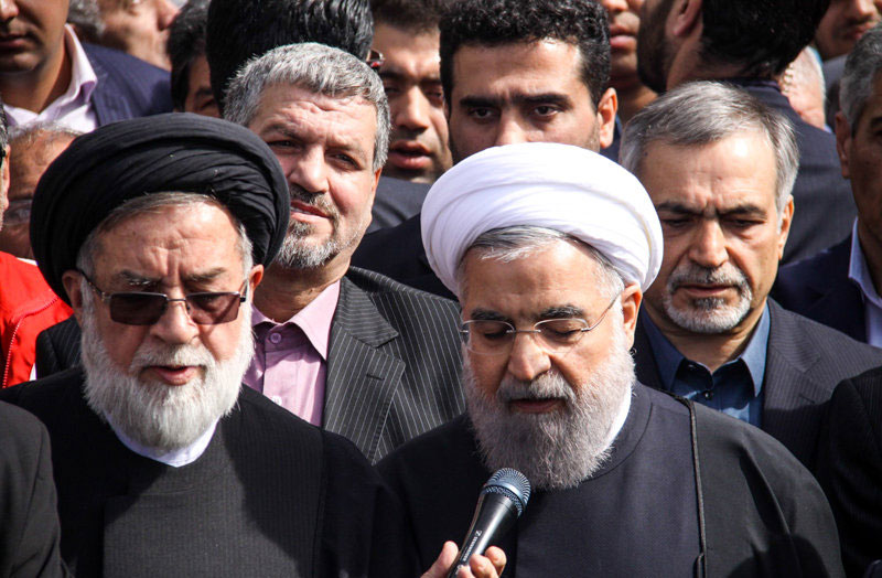 پیکر مادرهمسر رئیس جمهوری تشییع شد +(تصاویر) پیکر مادرهمسر رئیس جمهوری تشییع شد +(تصاویر)