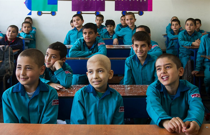 (تصاویر) اهداء کلیه مدیر به دانشآموز (تصاویر) اهداء کلیه مدیر به دانشآموز