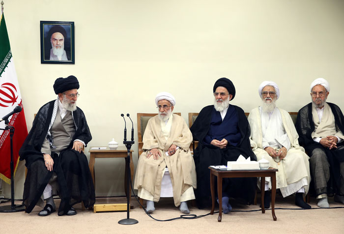 (تصاویر) دیدار اعضای مجلس خبرگان با رهبر انقلاب (تصاویر) دیدار اعضای مجلس خبرگان با رهبر انقلاب