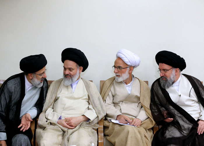 (تصاویر) دیدار اعضای مجلس خبرگان با رهبر انقلاب (تصاویر) دیدار اعضای مجلس خبرگان با رهبر انقلاب