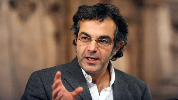 احتمال ریاست جمهوری یک ایرانی در آلمان احتمال ریاست جمهوری یک ایرانی در آلمان