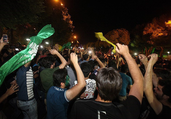 (تصاویر) جشن و شادمانی در اصفهان (تصاویر) جشن و شادمانی در اصفهان
