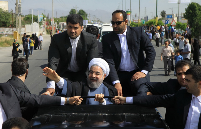 (تصاویر) استقبال از روحانی در ارومیه (تصاویر) استقبال از روحانی در ارومیه