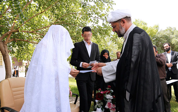 (تصاویر) عقدکنان یک اعدامی در زندان