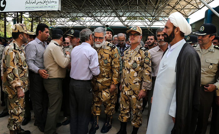 (تصاویر) تشییع سربازان جان باخته (تصاویر) تشییع سربازان جان باخته
