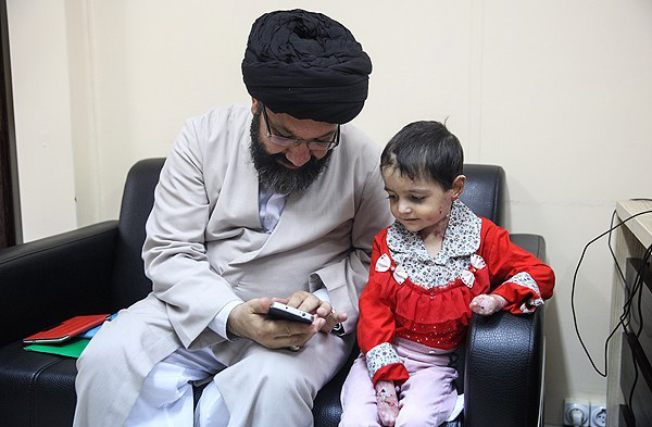 (تصاویر) این کودکان با چرک و زخم زندگی میکنند (تصاویر) این کودکان با چرک و زخم زندگی میکنند