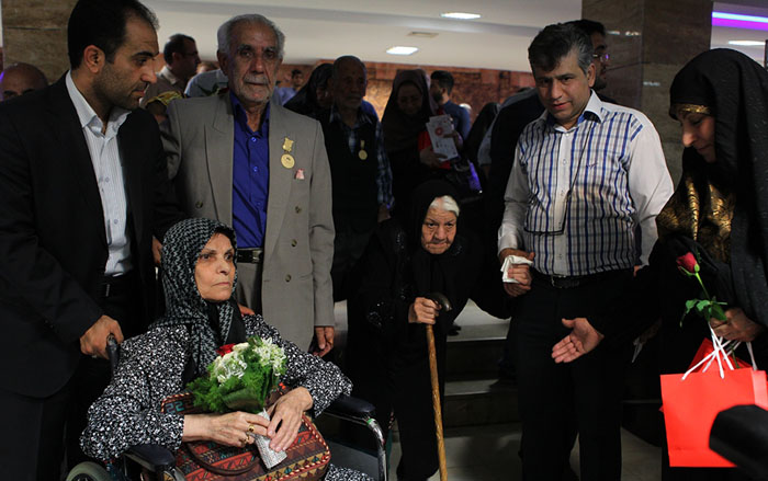 (تصاویر/ گردهمایی عشاق 50 ساله (تصاویر/ گردهمایی عشاق 50 ساله