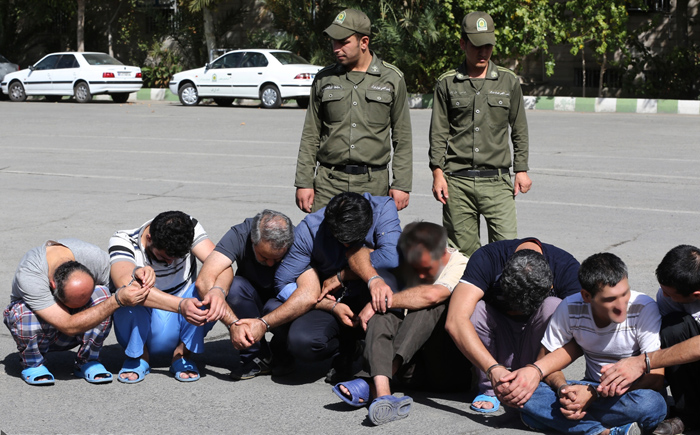 (تصاویر) دستگیری 153 دزد و زورگیر در تهران (تصاویر) دستگیری 153 دزد و زورگیر در تهران