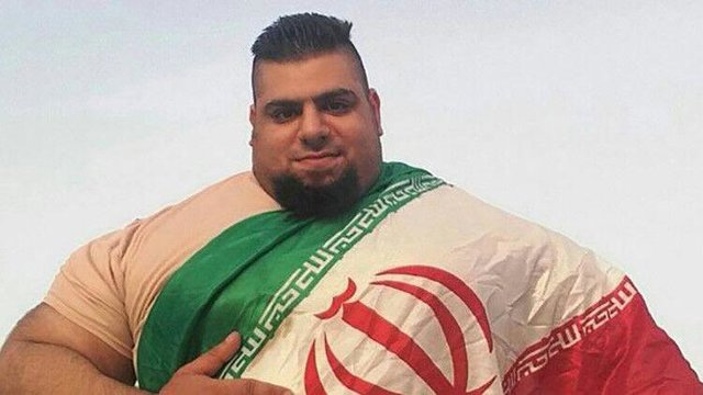 هرکول ایرانی در کشتی کج آمریکا هرکول ایرانی در کشتی کج آمریکا