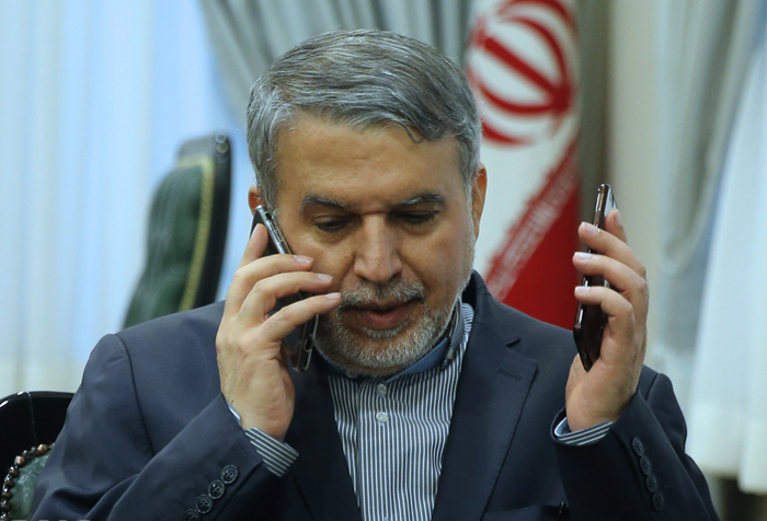 (تصاویر) صالحی امیری در دفتر کار جدید (تصاویر) صالحی امیری در دفتر کار جدید