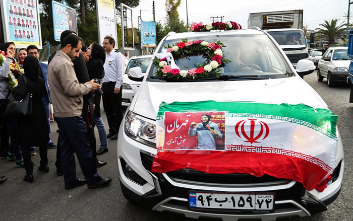 (تصاویر) استقبال از بانوی قهرمان در آمل (تصاویر) استقبال از بانوی قهرمان در آمل