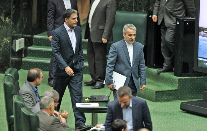 (تصاویر) روحانی بودجه96 را تقدیم مجلس کرد (تصاویر) روحانی بودجه96 را تقدیم مجلس کرد