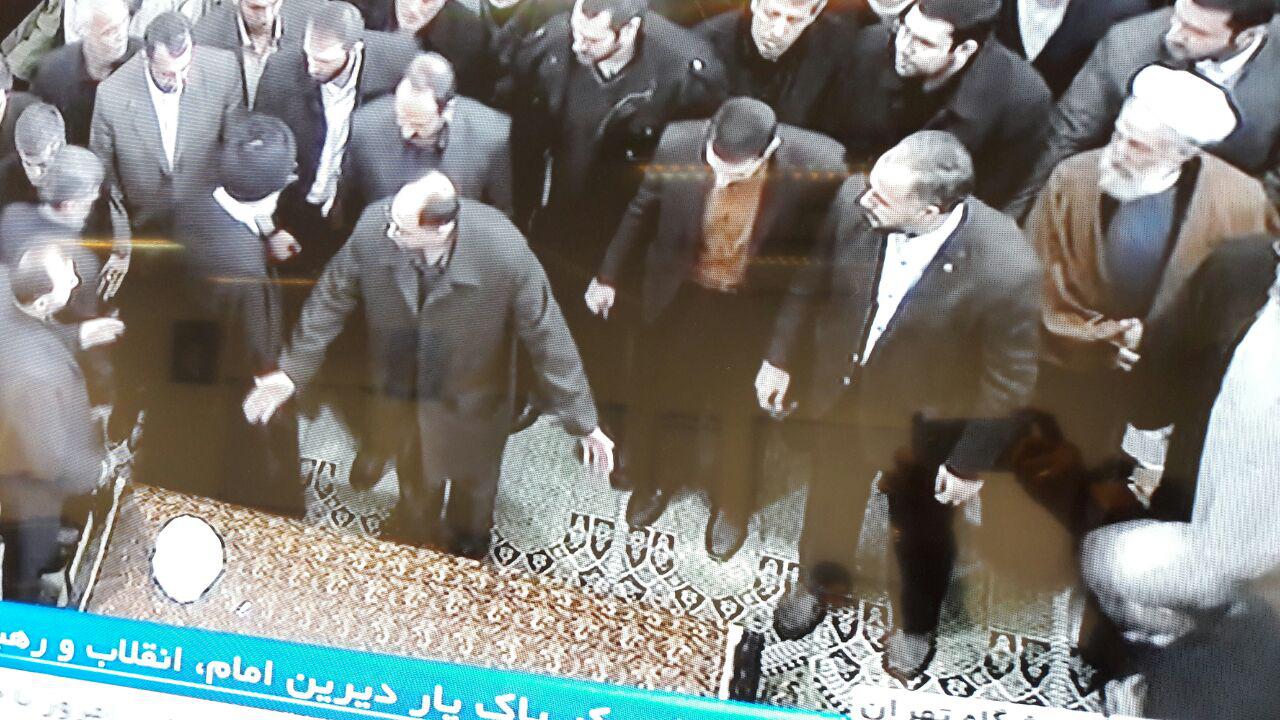 (گزارش لحظه به لحظه) مراسم تشییع آیت الله هاشمی (گزارش لحظه به لحظه) مراسم تشییع آیت الله هاشمی