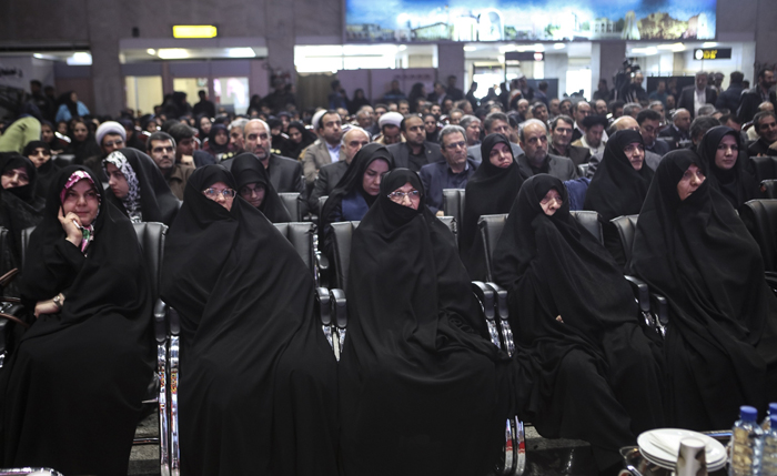 (تصاویر) تجلیل از همسر آیتالله هاشمی (تصاویر) تجلیل از همسر آیتالله هاشمی