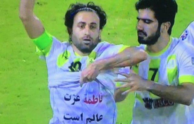 هشدار AFC به داوران به خاطر حرکت جنجالی رجب زاده