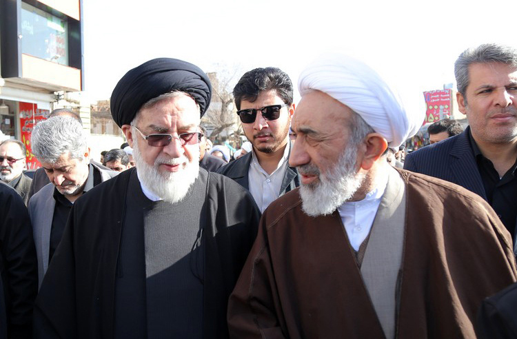 (تصاویر) مراسم تشییع حجتالاسلام قرهی (تصاویر) مراسم تشییع حجتالاسلام قرهی