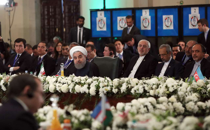 (تصاویر) روحانی در اجلاس سران اکو (تصاویر) روحانی در اجلاس سران اکو