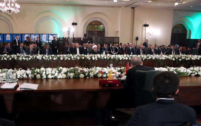 (تصاویر) روحانی در اجلاس سران اکو (تصاویر) روحانی در اجلاس سران اکو