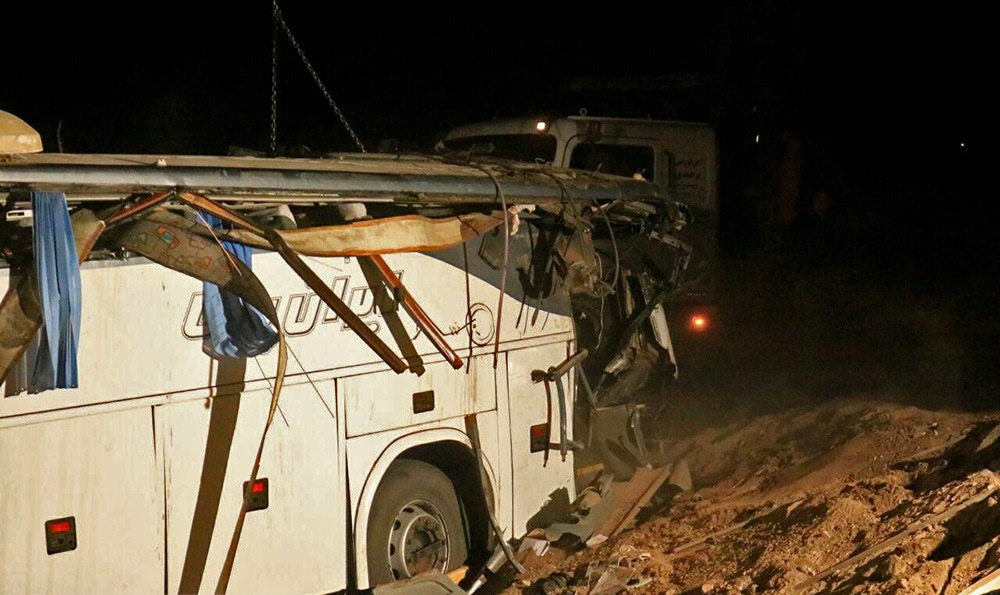 (تصاویر) واژگونی اتوبوس در جاده سبزوار- شاهرود (تصاویر) واژگونی اتوبوس در جاده سبزوار- شاهرود
