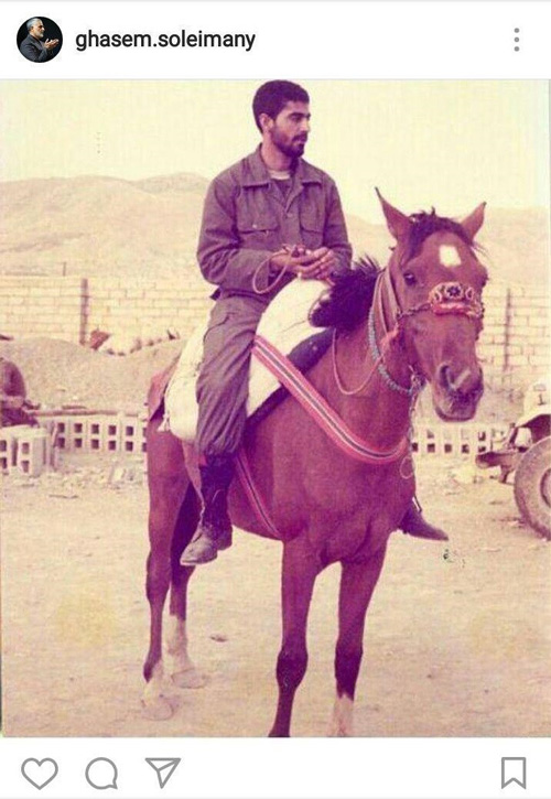 عکسی دیده نشده از سردار سلیمانی عکسی دیده نشده از سردار سلیمانی
