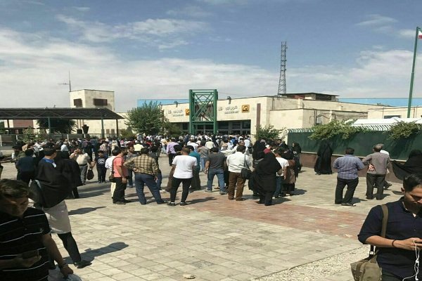 تیراندازی در مترو شهرری/ حمله به یک روحانی با قمه تیراندازی در مترو شهرری/ حمله به یک روحانی با قمه