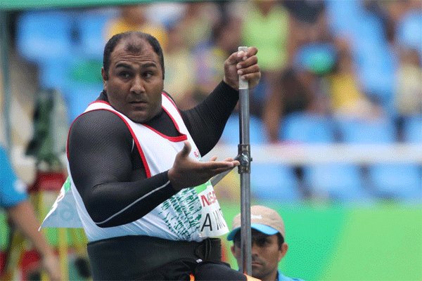 سرگذشت تلخ و شیرین یکی از مردان آهنین سرگذشت تلخ و شیرین یکی از مردان آهنین