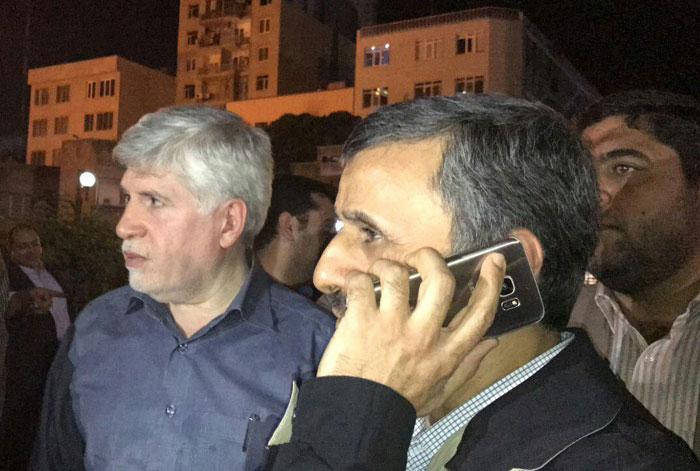 سریال بیماری سیاستمداران محصور و زندانی