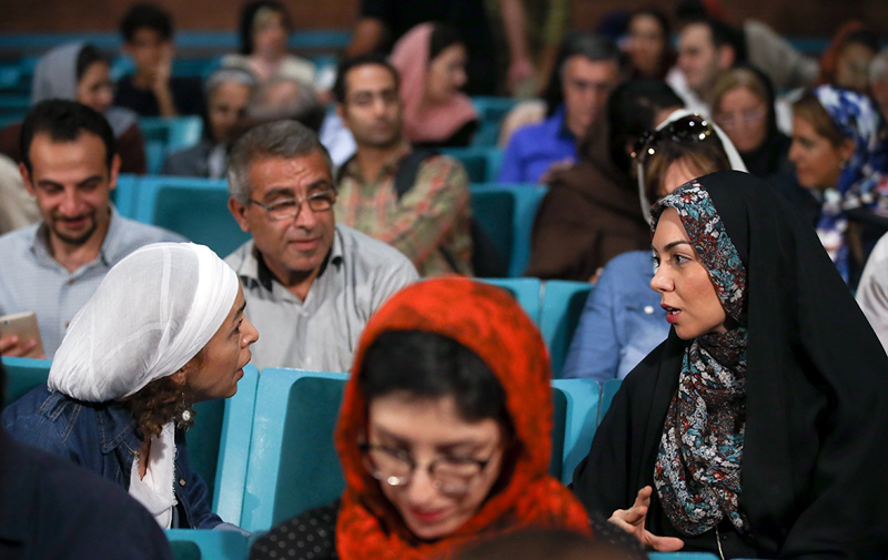 (تصاویر) آزاده‌نامداری در جشنواره هنر برای صلح