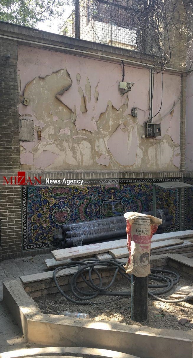 (تصاویر) مرمت غیرقانونی در خانه صادق هدایت! (تصاویر) مرمت غیرقانونی در خانه صادق هدایت!