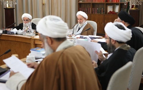 تبعات حقوقی و شرعی ممانعت از حضور نیکنام در شورای شهر یزد تبعات حقوقی و شرعی ممانعت از حضور نیکنام در شورای شهر یزد