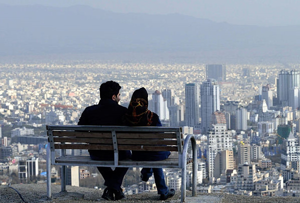 چرا تکزیستی در ایران افزایش یافته است؟ چرا تکزیستی در ایران افزایش یافته است؟