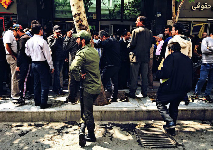 نگرانی شدید مردم از پرواز دلار