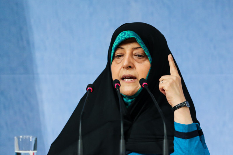 حضور بانوان در ورزشگاه‌ها در دستور کار دولت