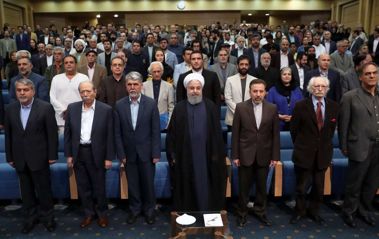 کدام هنرمندان به ضیاف افطاری حسن روحانی رفتند؟