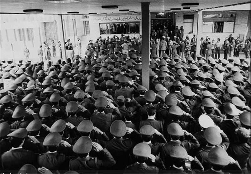 (تصاویر) تصاویر امام که در تاریخ جاودانه شدند