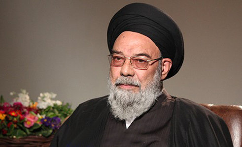 امام جمعه اصفهان: اگر فردی سه هفته نماز جمعه را ترک کند، باید خانه را روی سرش خراب کرد