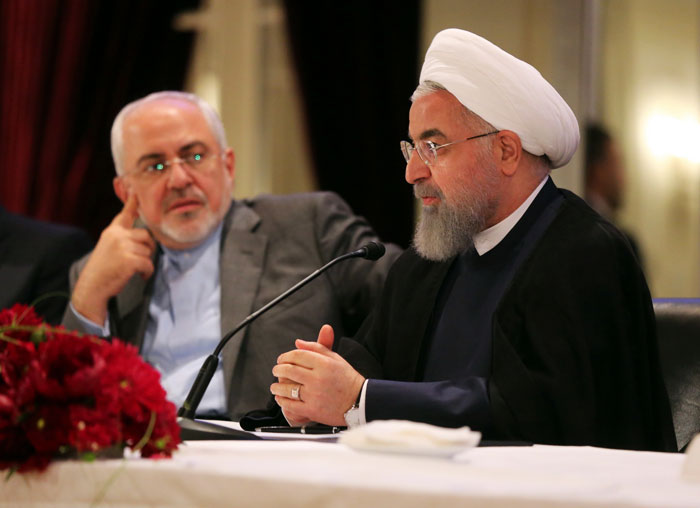 معنای تهدید روحانی/ پیام سخنان روحانی به چه کسانی بود؟