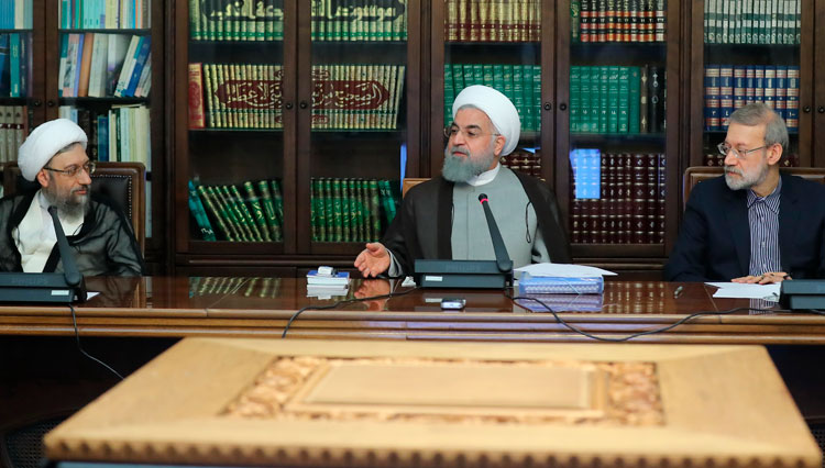 روحانی در پایان نشست سران قوا: مطمئن باشید می‌توانیم زندگی مردم را اداره کنیم