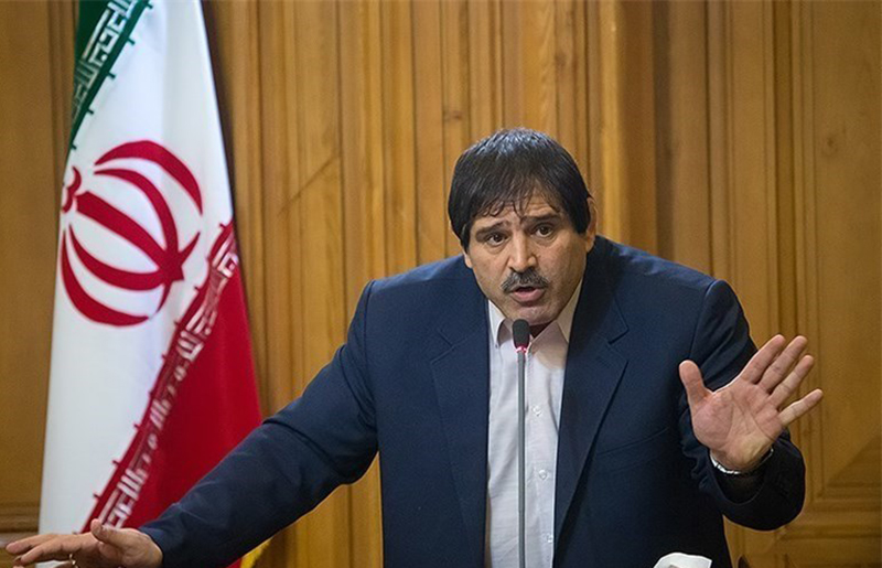عباس جدیدی: با مونتاژ عکس من تن پورحیدری را در قبر لرزاندند! عباس جدیدی: با مونتاژ عکس من تن پورحیدری را در قبر لرزاندند!