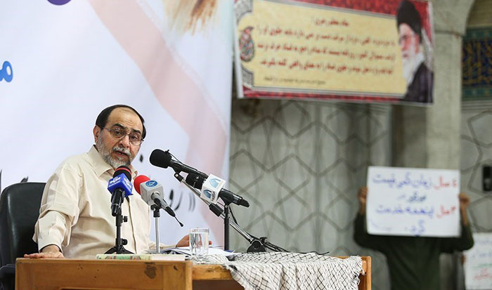 ادامه پس لرزه‌های تجمع در فیضیه؛ سکوت رسانه‌های اصولگرا و کمپین حمایت از رحیم‌پور ازغدی