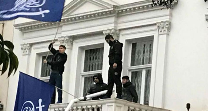دومینوی حمله به سفارتخانههای ایران/ حمله کنندگان چه کسانیاند؟ دومینوی حمله به سفارتخانههای ایران/ حمله کنندگان چه کسانیاند؟