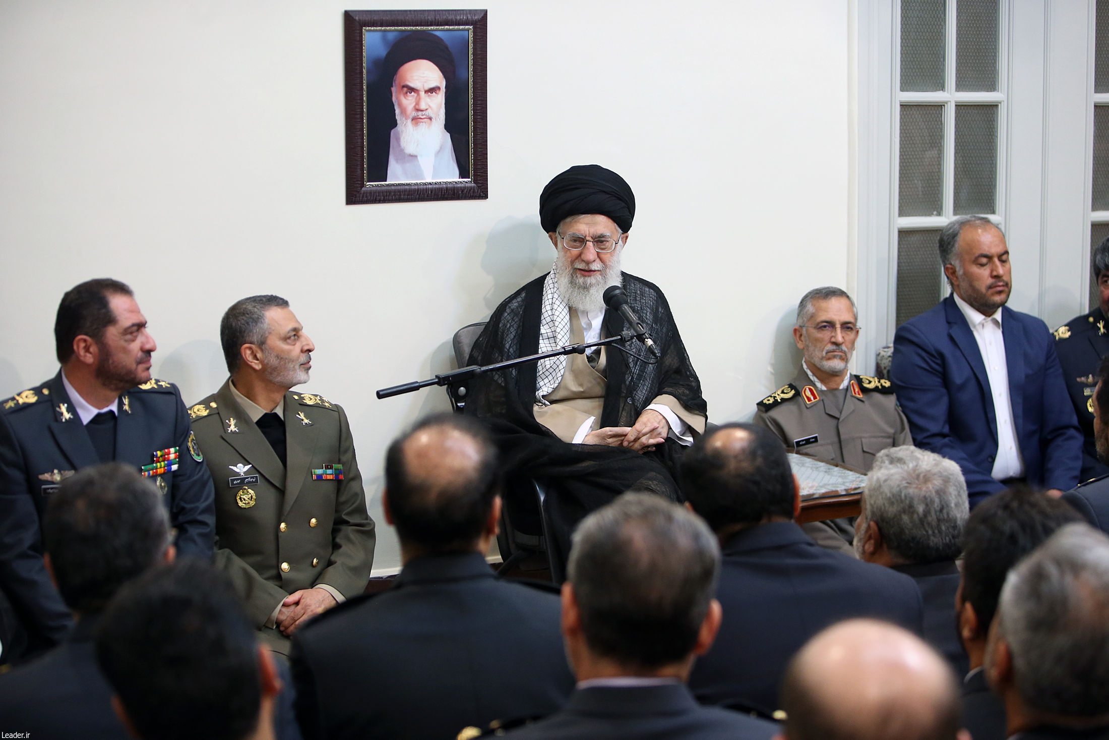رهبر انقلاب: پایگاه اطلاع رسانی دفتر مقام معظم رهبری رهبر انقلاب: پایگاه اطلاع رسانی دفتر مقام معظم رهبری